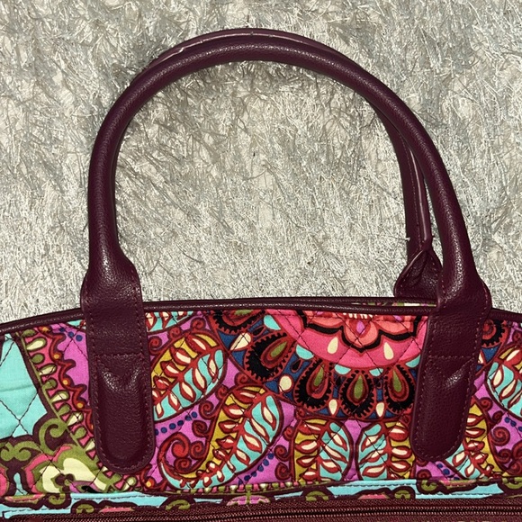 Vera Bradley purse . Never used. - Picture 5 of 8